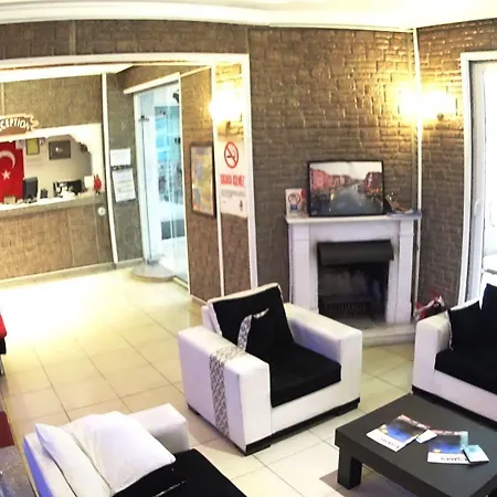 Ada Butik Κουσάντασι