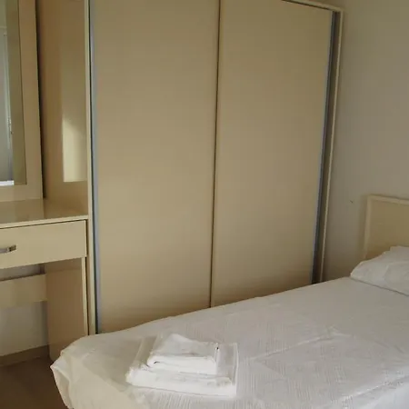 Aparthotel Ada Butik *